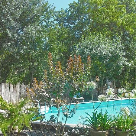 Le Moulin De Picaud Bed and Breakfast Grans Εξωτερικό φωτογραφία