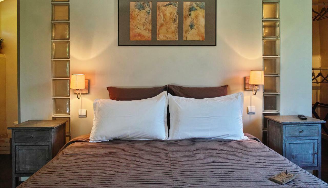 Le Moulin De Picaud Bed and Breakfast Grans Εξωτερικό φωτογραφία