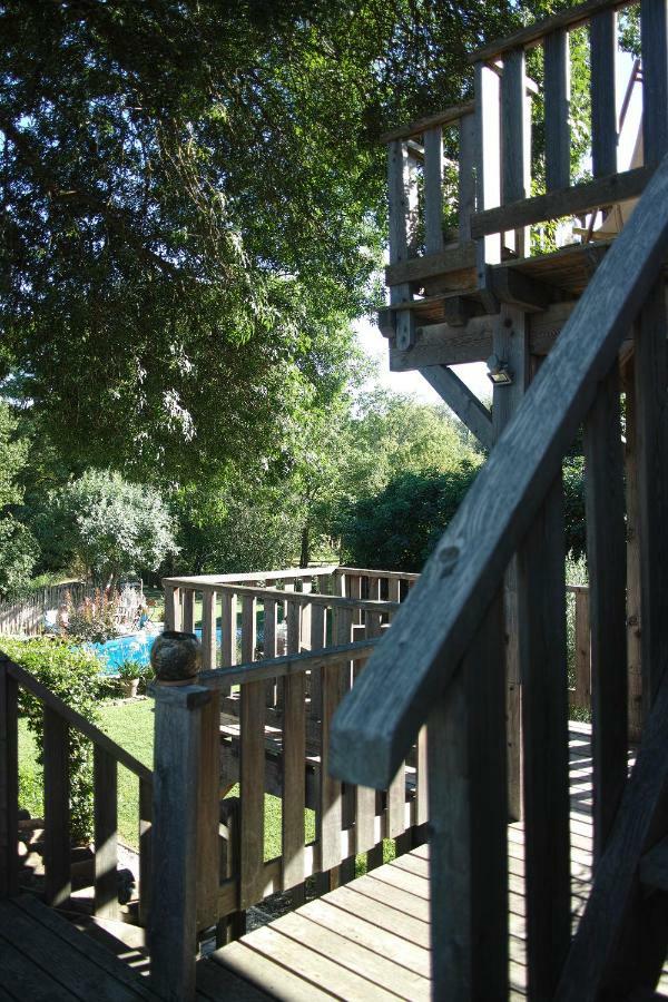 Le Moulin De Picaud Bed and Breakfast Grans Εξωτερικό φωτογραφία