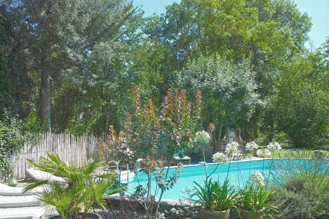Le Moulin De Picaud Bed and Breakfast Grans Εξωτερικό φωτογραφία